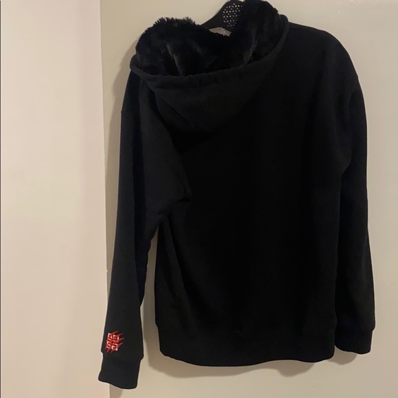 Leo Printed Hoodie - Picture 12 of 12